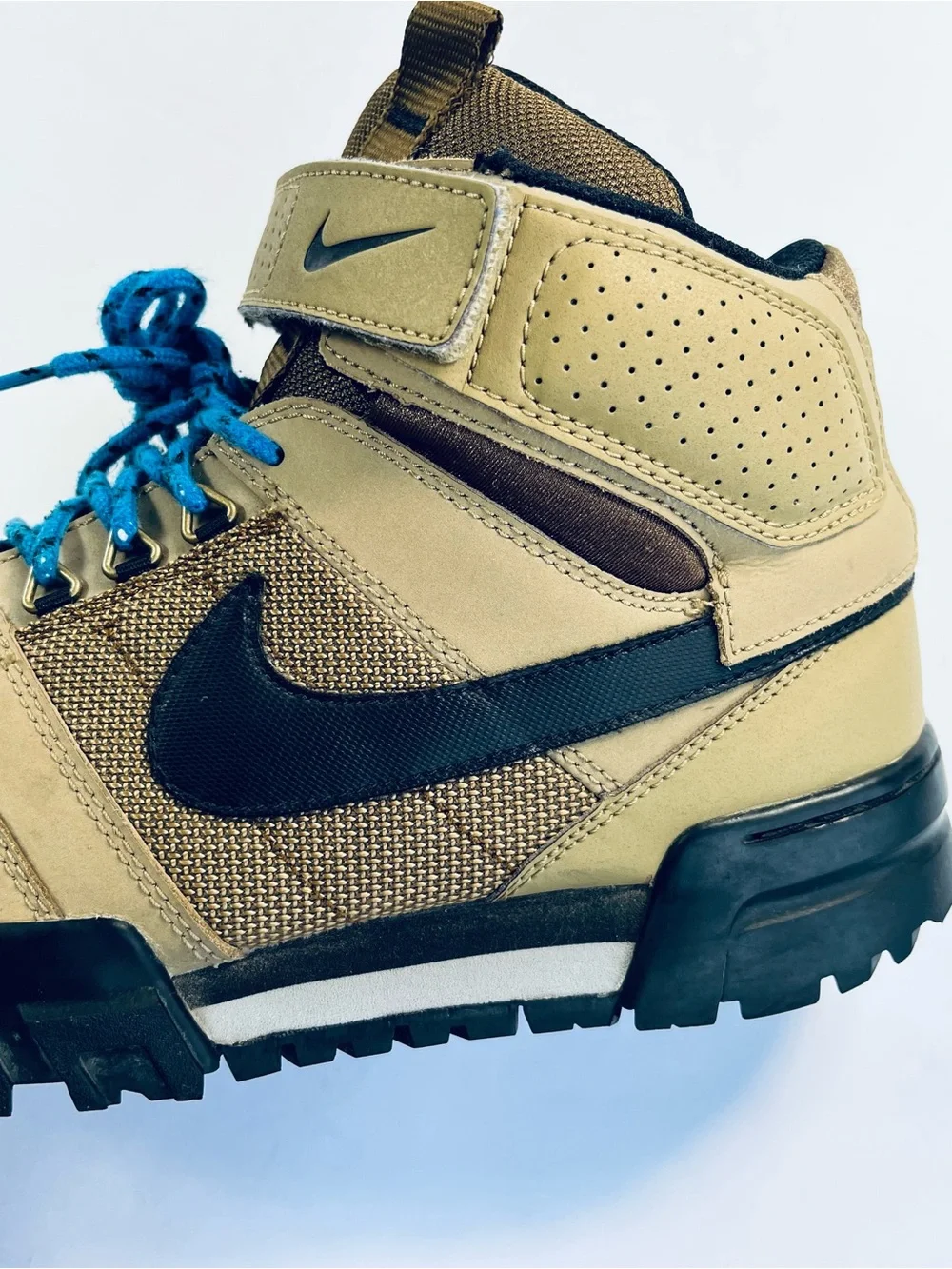 Nike Men’s Olive Green High-Top Trail Sneakers #535836-202 Men’s:10 - Picture 10 of 15
